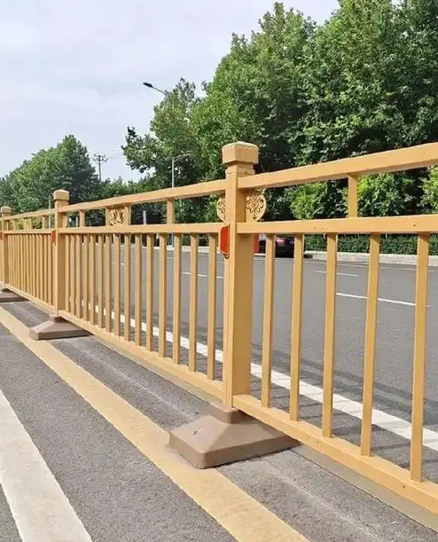 Installation of accessories for guardrails